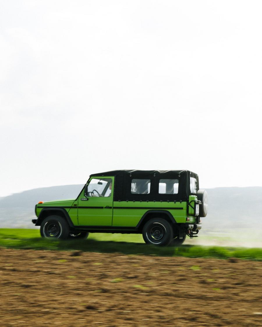  Puch 230GE Cabrio Lime Green by Lorinser 2019 года  (фото 3 из 9)